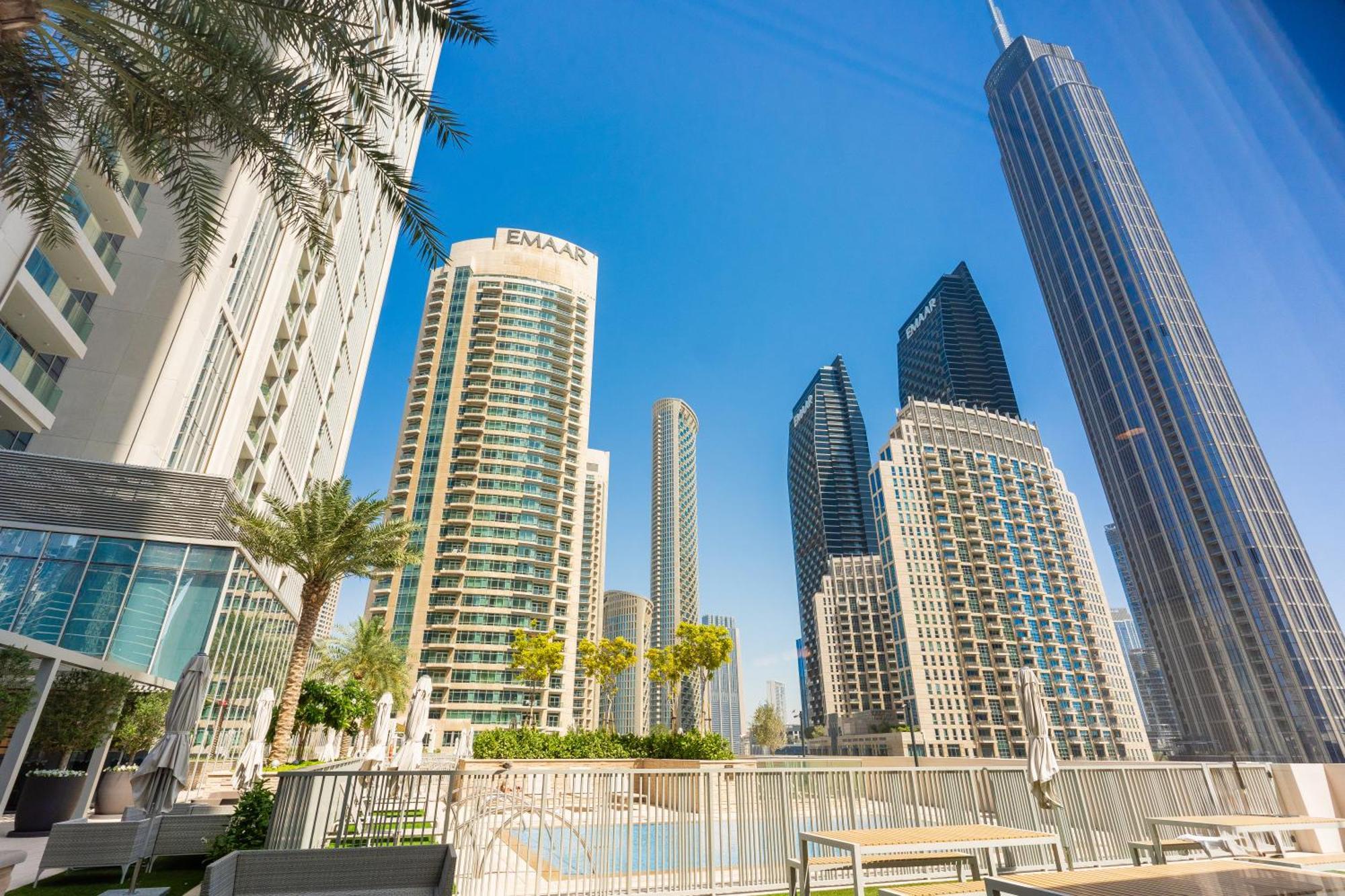 Luxury Downtown 5mins Walk To Burj Khalifa Apartment